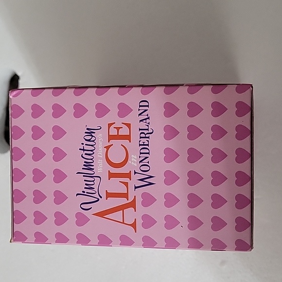 Disney Vinylimation Alice in Wonderland Cheshire Cats. Never opened - Picture 4 of 8